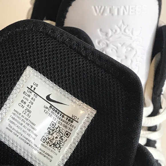 Lebron Witness III Nike B&W black/white Men's Sz 11 - Picture 9 of 16